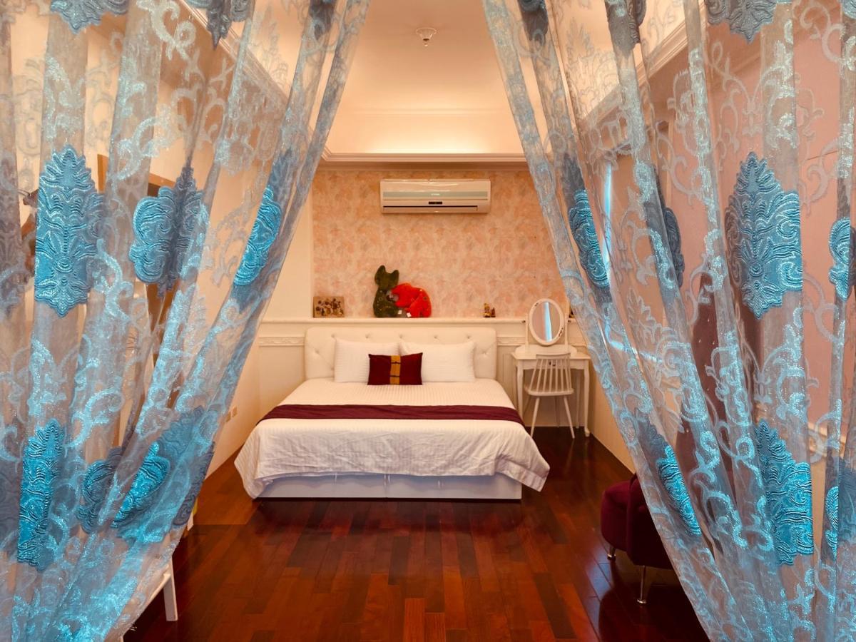 Emaly Homestay T'ai-tung Exterior foto